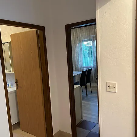 Guest house Ana 3*